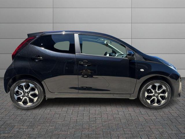 Toyota Aygo Connect 1.0 VVT-i 72CV 5 porte x-business - foto 3 di 4