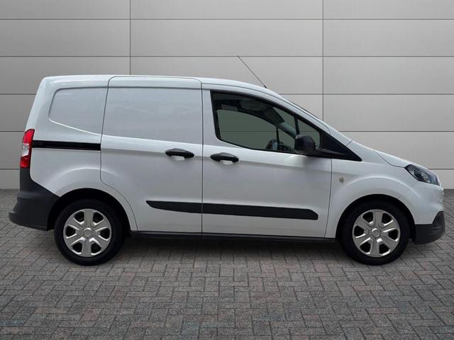 Ford Tourneo Courier 1.5 TDCI 75 CV Plus - foto 3 di 4