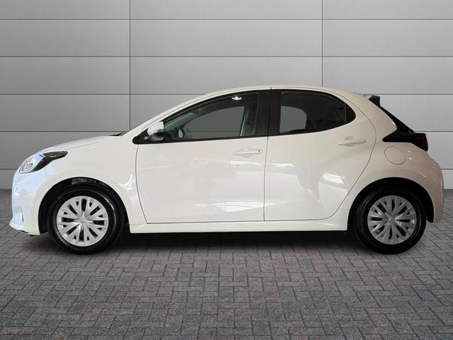 Toyota Yaris 1.0 5 porte Active - foto 2 di 4