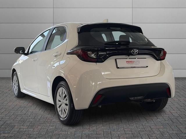 Toyota Yaris 1.0 5 porte Active - foto 4 di 4