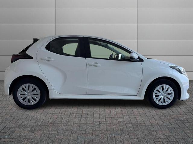 Toyota Yaris 1.5 Hybrid 5 porte Active - foto 3 di 4