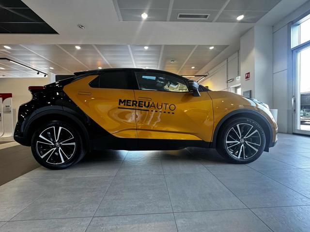 Toyota C-HR 2.0 PHEV Lounge Premiere - foto 4 di 4