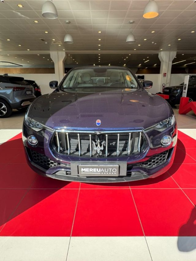 Maserati Levante V6 Diesel 250 CV AWD Granlusso - foto 2 di 4