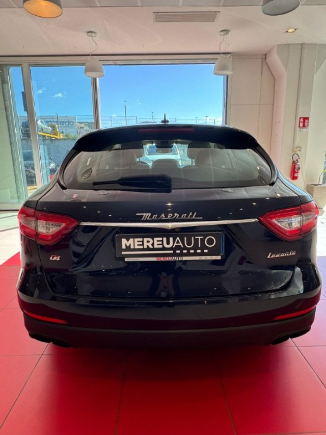Maserati Levante V6 Diesel 250 CV AWD Granlusso - foto 4 di 4