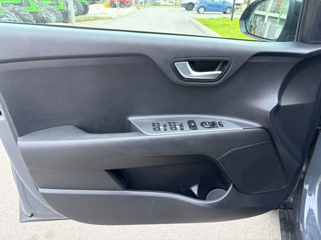 Kia Stonic 1.0 T-GDi 100 CV MHEV MT GT Line usato a SASSARI
