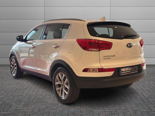 Kia Sportage 1.7 CRDI VGT 2WD high tech - foto 3 di 12