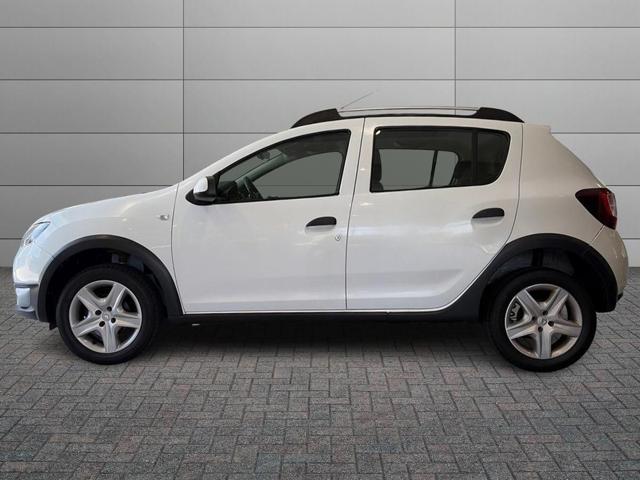 Dacia Sandero Stepway 1.5 dCi 8V 90CV Start&Stop - foto 2 di 10