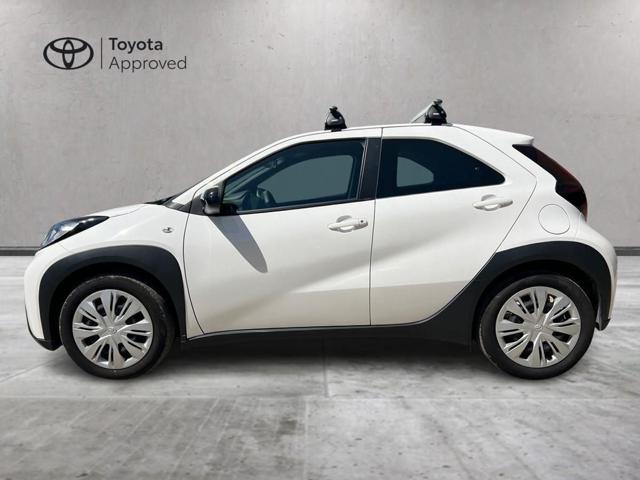 Toyota Aygo X 1.0 VVT-i 72 CV 5 porte Active S-CVT - foto 3 di 11