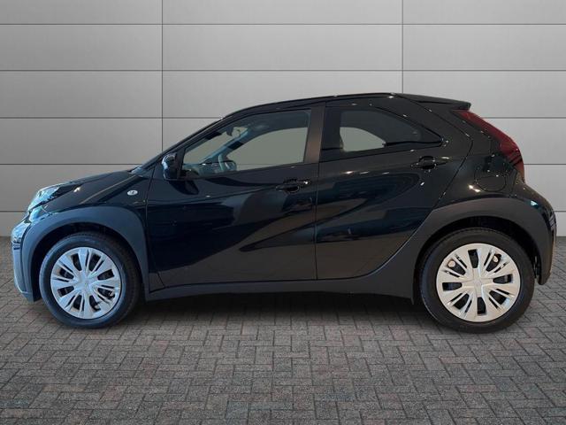 Toyota Aygo X 1.0 VVT-i 72 CV 5 porte Active - foto 2 di 4