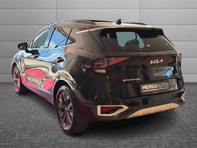 Kia Sportage 1.6 TGDi HEV AT GT-line - foto 3 di 4