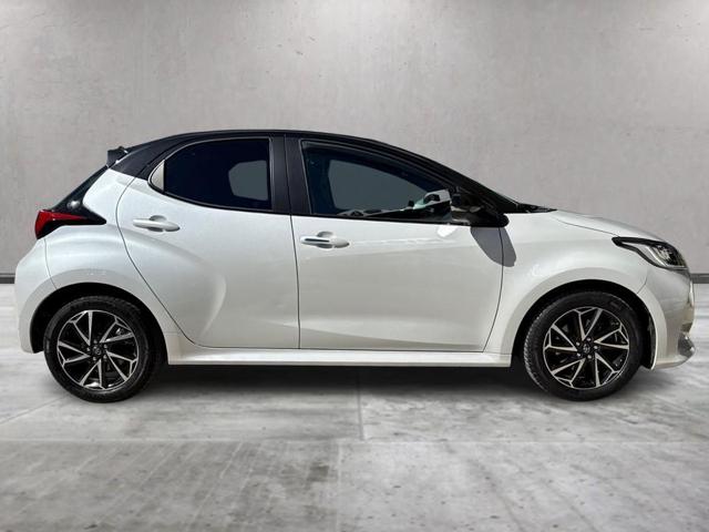 Toyota Yaris 1.5 Hybrid 5 porte Style - foto 3 di 4