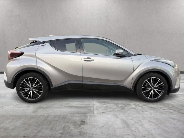Toyota C-HR 1.8 Hybrid E-CVT Lounge - foto 2 di 4