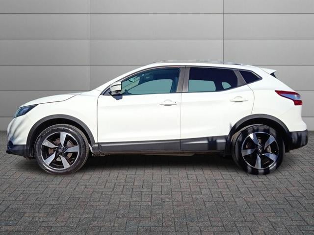 Nissan Qashqai 1.5 dCi Tekna - foto 2 di 4