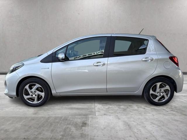 Toyota Yaris 1.5 Hybrid 5 porte Cool - foto 2 di 4