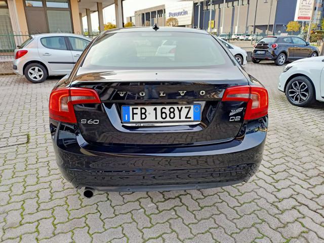 Volvo S60 D2 Powershift Kinetic usato a QUARTO D ALTINO