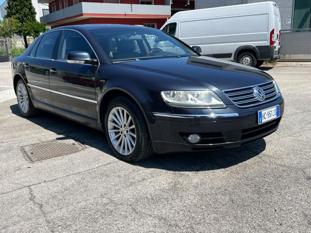 Volkswagen Phaeton 6.0 W12 ASI 4mot. 4 posti - foto 2 di 4