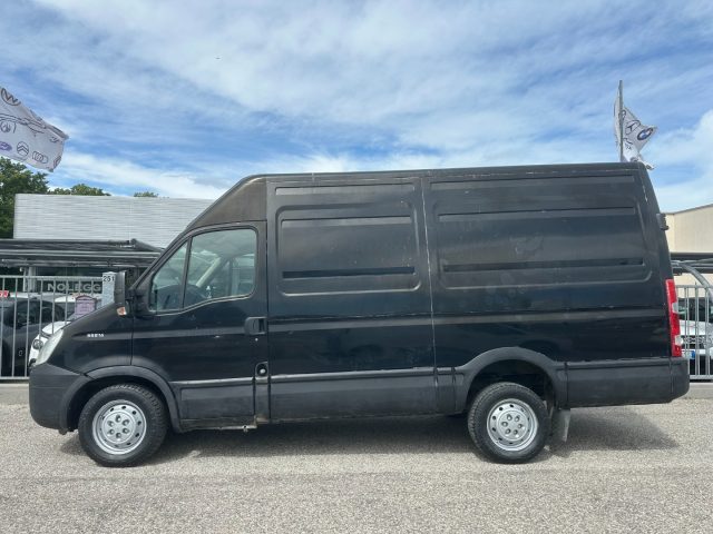 Iveco Daily 35S14 L3-H2 3.0 140CV Furgone usato a OZZANO DELL EMILIA