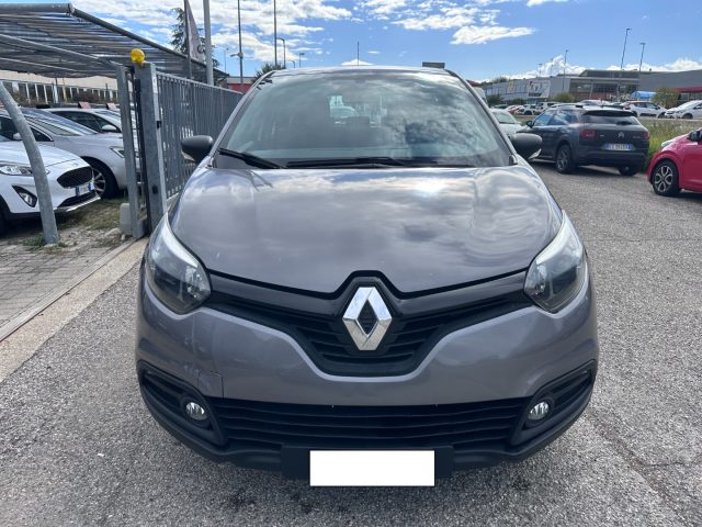 Renault Captur TCe 12V 90 CV Start&Stop Energy Zen - foto 2 di 4