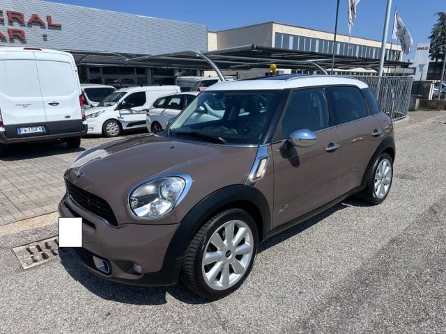MINI Countryman 1.6 GPL Cooper S ALL4 - foto 3 di 4