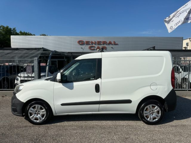 Fiat Doblo 1.6 MJT 105CV 3 POSTI Furgone usato a OZZANO DELL EMILIA