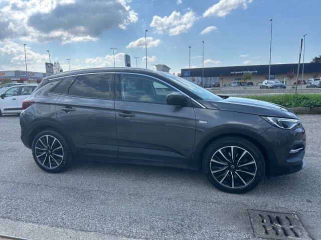 Opel Grandland X 1.6 Hybrid4 Plug-in aut. AWD - foto 4 di 4
