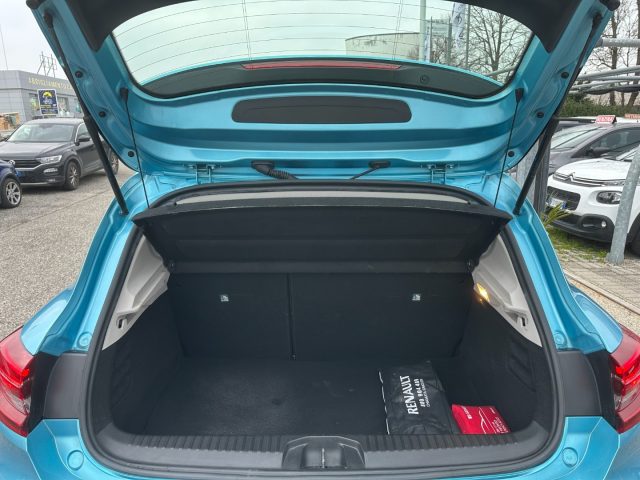 Renault Clio 1.6 Full Hybrid E-Tech 140 CV Zen, del 2021, 83.000 km, in vendita a Ozzano Dell Emilia (BO)