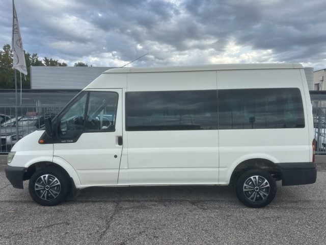 Ford Transit Tourneo 9P 2.0TD 100CV TRASPORTO DISABILI, del 2004, 317.000 km, in vendita a Ozzano Dell Emilia (BO)