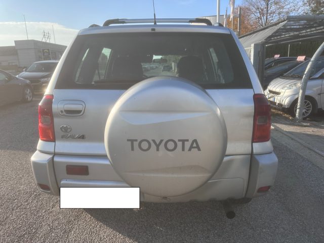 Toyota RAV 4 2.0 D-4D 115CV 5 porte - foto 4 di 4