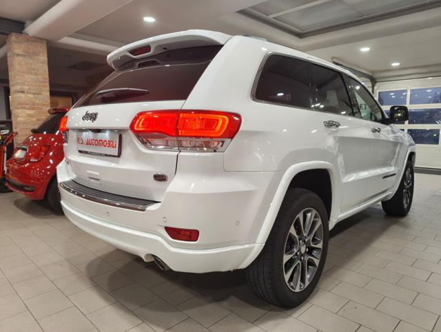 Jeep Grand Cherokee 3.0 V6 CRD 250 CV Multijet II Overland - foto 3 di 4
