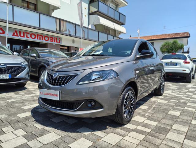 Lancia Ypsilon 1.0 FireFly 5 porte S&S Hybrid Platino usato a MIRA