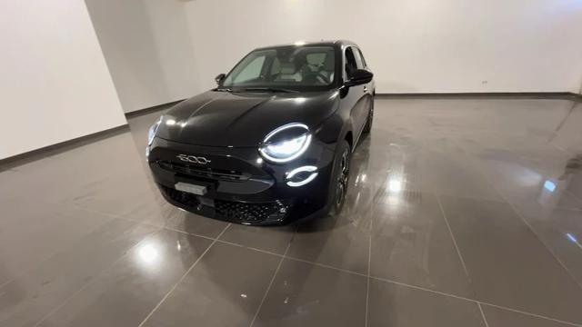 Fiat 600 1.2 100CV Hybrid DCT MHEV La Prima - foto 2 di 4