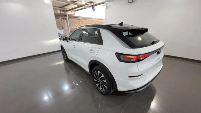 Volkswagen T-Roc 1.5 eTSI 150CV ACT DSG Life - foto 2 di 4