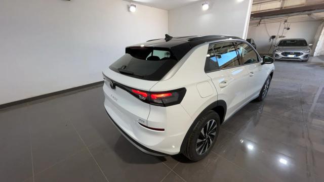 Volkswagen T-Roc 1.5 eTSI 150CV ACT DSG Life - foto 3 di 4