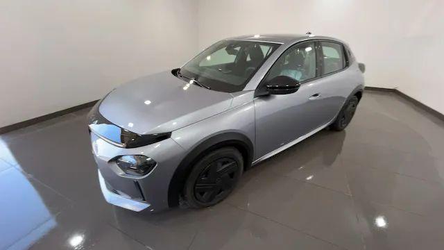 Lancia Ypsilon 1.2 100CV Hybrid e-DCT km 0 a MIRA