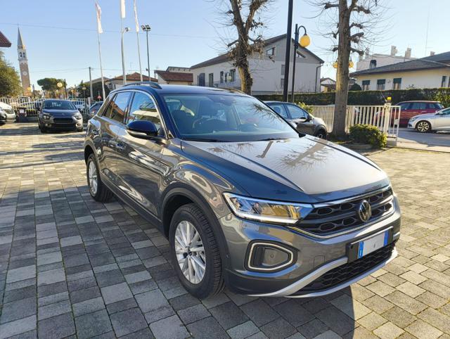 Volkswagen T-Roc 2.0 TDI SCR 150CV Life DSG - foto 2 di 4