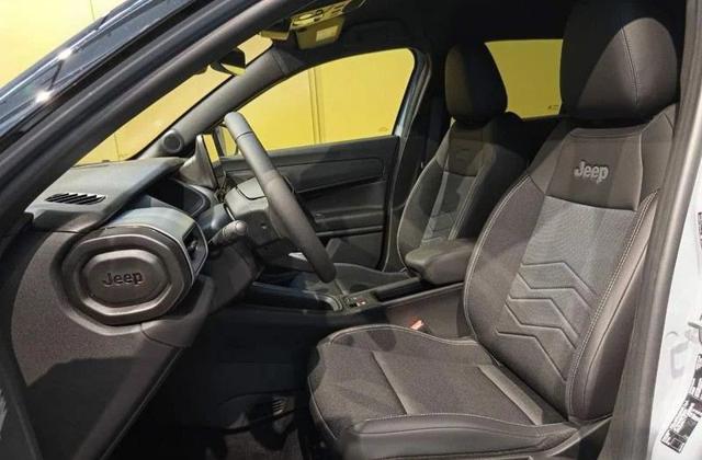 Jeep Avenger 1.2 Turbo e-hybrid 110CV BLACK EDITION - foto 3 di 10