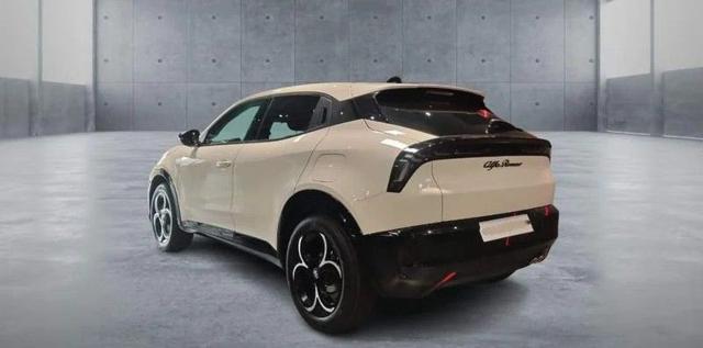 Alfa Romeo Junior 1.2 Hybrid 145 CV eDCT6 Sprint - foto 3 di 4