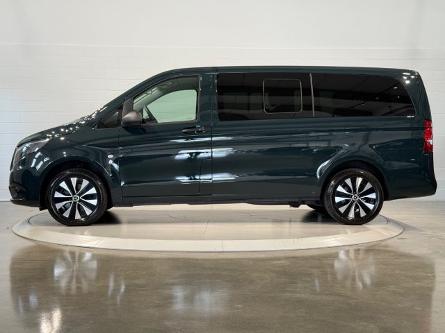 Mercedes-Benz Vito 2.0 114CDI 4x4 7posti Tourer Pro Extra-Long +IVA - foto 2 di 4