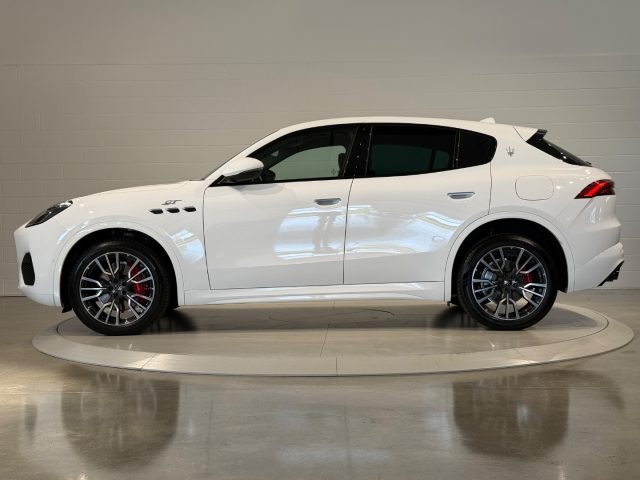 Maserati Grecale MHEV 300 cv AWD GT PREZZO REALE - foto 2 di 4