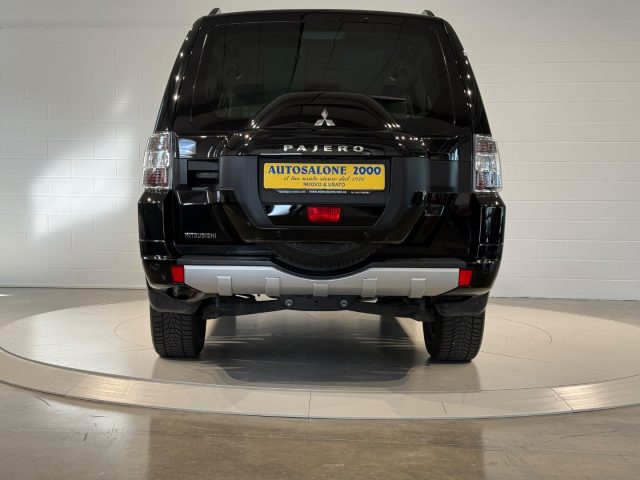 Mitsubishi Pajero 3.2 DI-D 16V aut. Instyle DPF 7 POSTI/TETTO - foto 4 di 4
