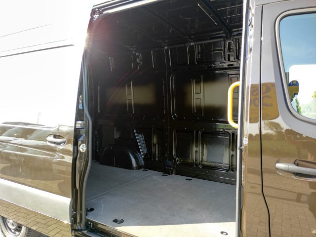 Mercedes-Benz Sprinter F39/35 311 CDI FWD TA L2 H2 Furgone PREZZO + IVA - foto 4 di 17