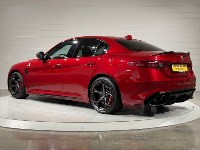 Alfa Romeo Giulia 2.9 T V6 Quadrifoglio rosso tristrato/ iva esposta - foto 3 di 4