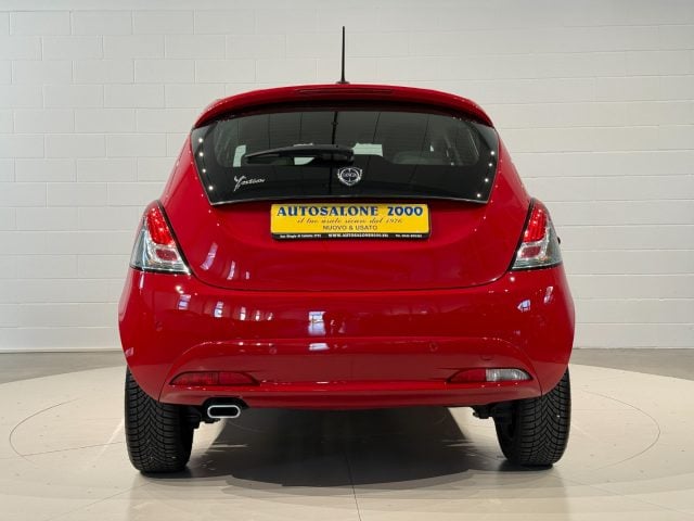 Lancia Ypsilon 0.9 TwinAir 85CV 16900 KM DFN Silver PREZZO REALE - foto 4 di 4