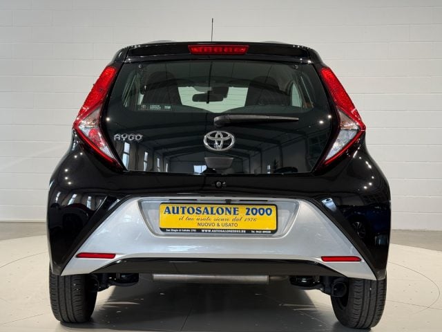 Toyota Aygo 1.0 VVT-i 72cv 5p x-play CARPLAY/PREZZO REALE - foto 4 di 4