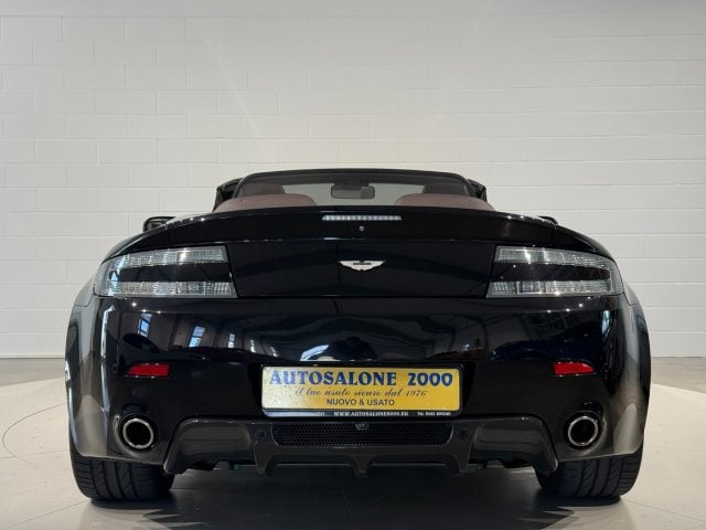 Aston Martin Vantage V8 Roadster Sportshift - foto 4 di 4