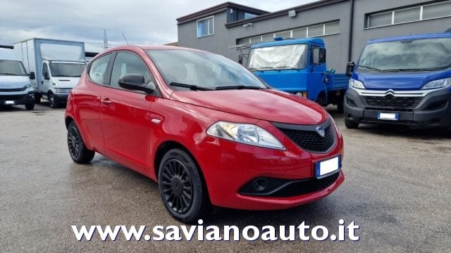 Lancia Ypsilon 1.2 69 CV 5 porte GPL Ecochic Elefantino Blu - foto 2 di 4