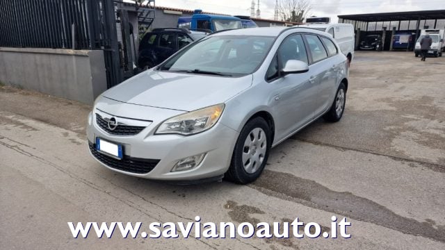 Opel Astra 1.7 CDTI 110CV Sports Tourer Elective, del 2012, 183.000 km, in vendita a Frattaminore (NA)