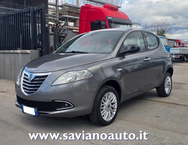 Lancia Ypsilon 0.9 TwinAir 85 CV 5 porte Metano Ecochic Gold, del 2013, 235.000 km, in vendita a Frattaminore (NA)