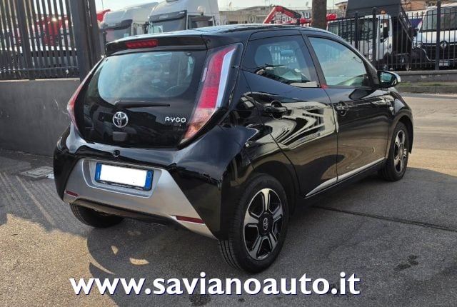 Toyota Aygo 1.0 VVT-i 69 CV 5 porte x-clusiv - foto 3 di 4