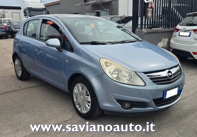 Opel Corsa 1.2 5 porte Club - foto 2 di 4